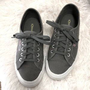 Like new Superga sneakers 38 (7.5)